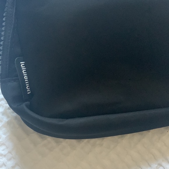 Lululemon Everywhere Belt Bag - Picture 2 of 5